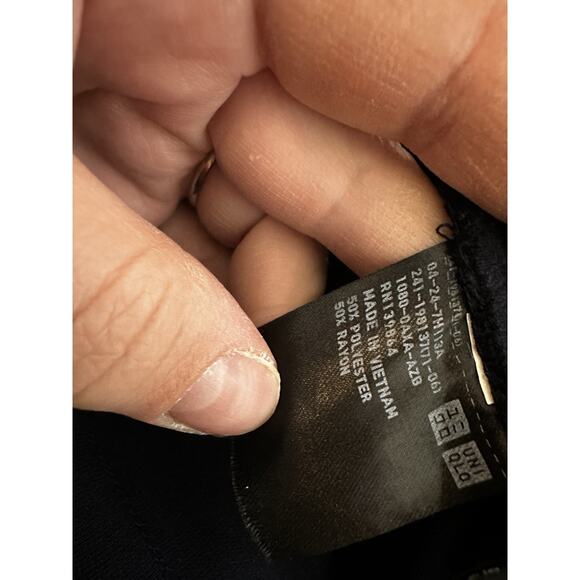 Uniqlo Small Women Pull On Pleated Cropped Wide Leg Pants Navy Blue 12-2k - Picture 5 of 9